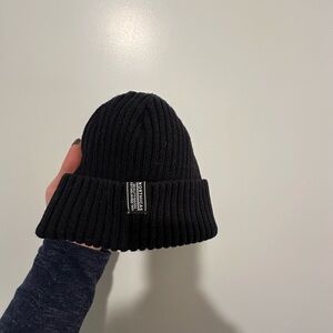 Black Ribbed Knit Beanie